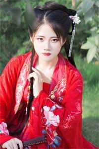 宝娟为什么害安陵容的嗓子
